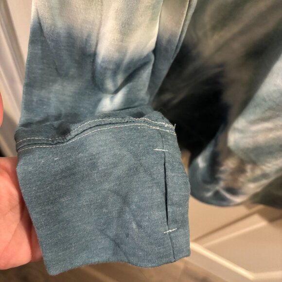 Mary Square Women's Tie-Dye Long Sleeve Sweatshirt Thumbhole ~ Medium ~ NWT - Picture 2 of 4